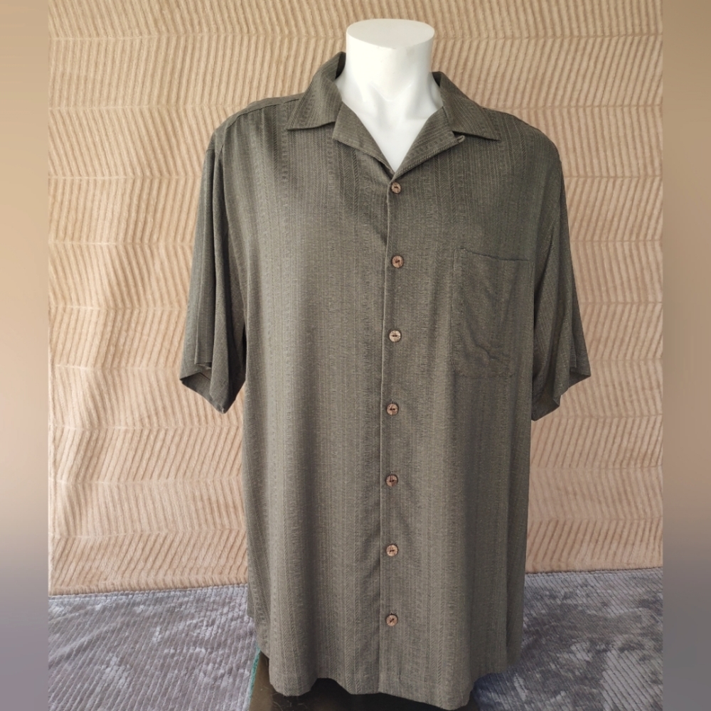 Roundtree & York NWT